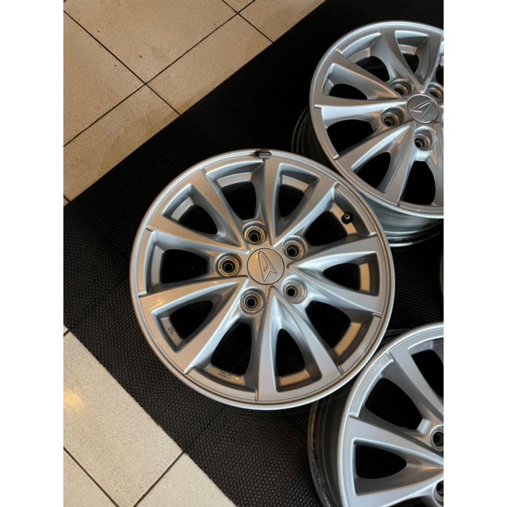 Velg oem daihatsu luxio ring 15