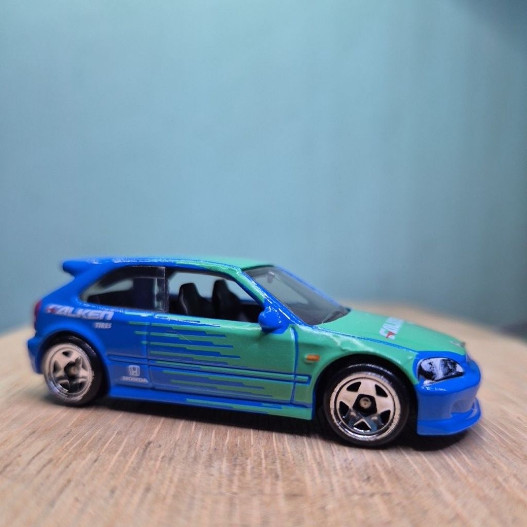 HOT WHEELS HONDA CIVIC EK9 FALKEN