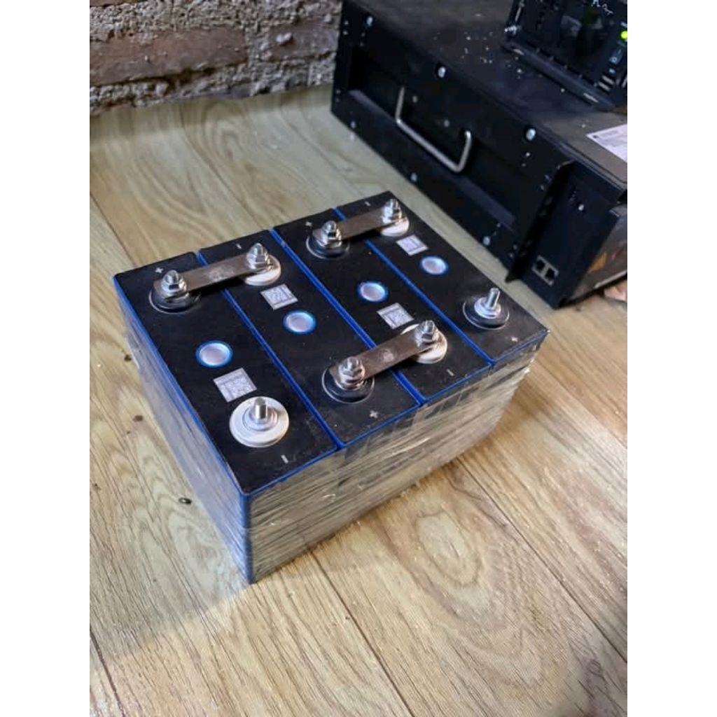 lifepo 4 12v 100ah