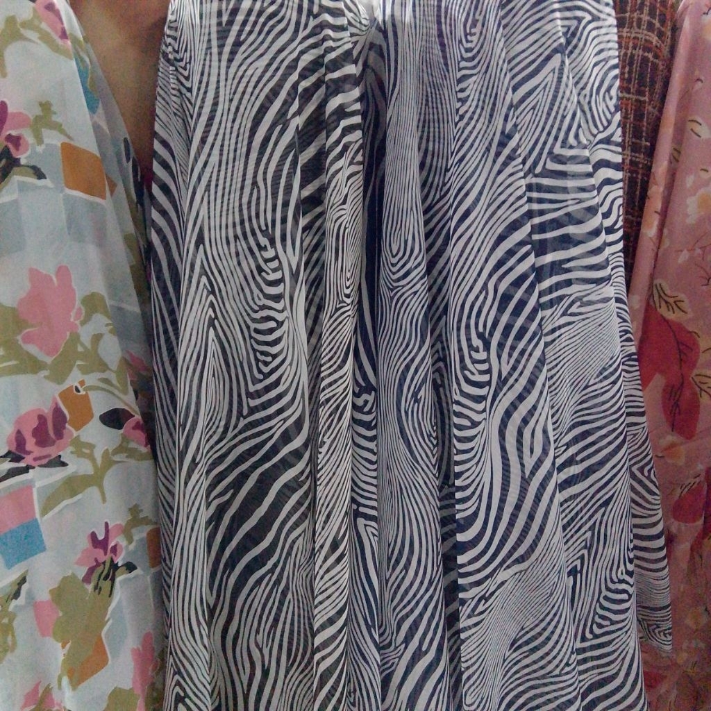 Kain Sifon Ceruty Motif Printing Abstrak Zebra / Bahan Gamis Jilbab Dress Meteran Mnt