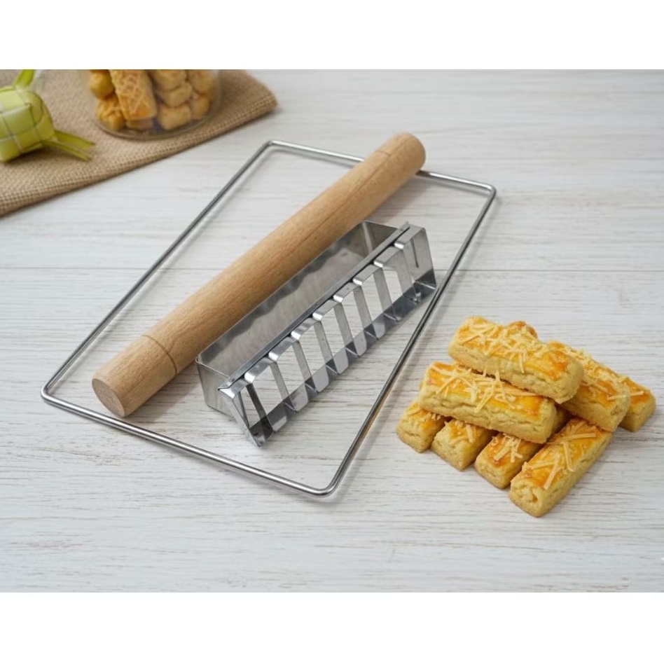 Bingkai adonan kue kering tebal 0.5cm/bingkai kue kering satu set/rollingpin kayu/cetakan kastengel