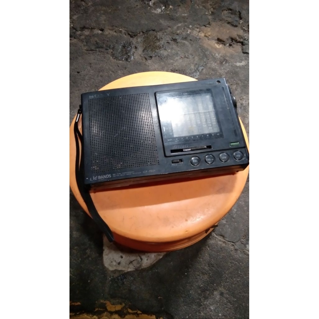 radio jadul lawas vintage Sony icf-7601 Japan