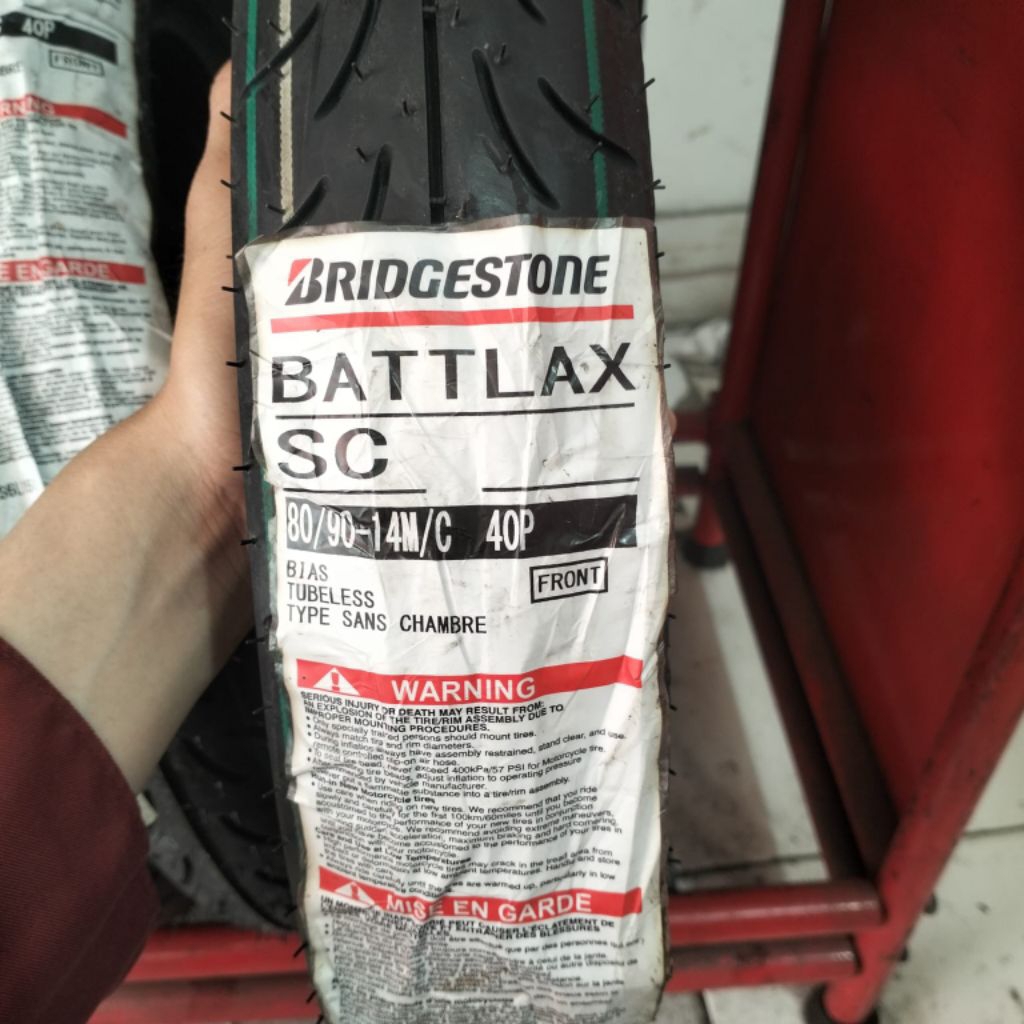 BAN LUAR BATTLAX BRIDGESTONE SC UKURAN 80/90-14 TUBELESS