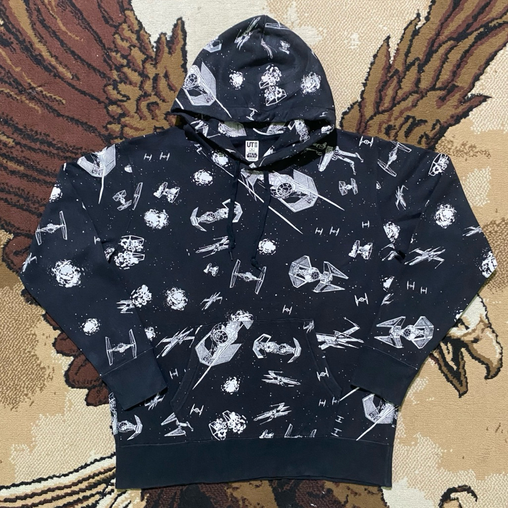 UNIQLO HOODIE STAR WARS SERIES
