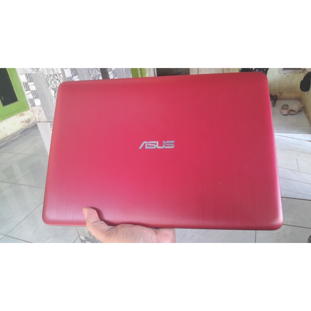 laptop asus bekas ram 4 hdd 1TB
