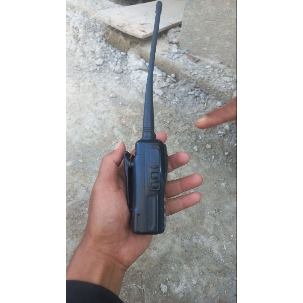 ht alinco dj w10 second 6 unit 3 carger