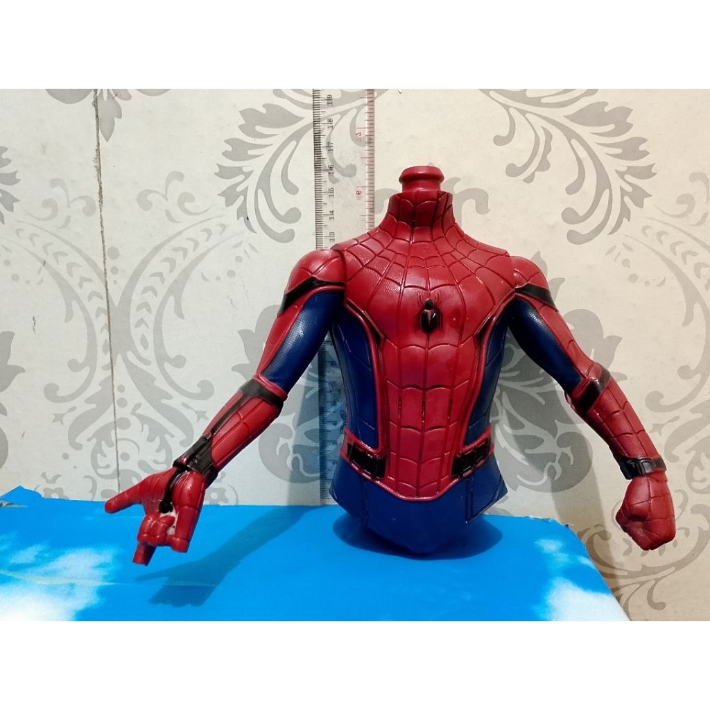 action figure JUNK SPIDERMAN