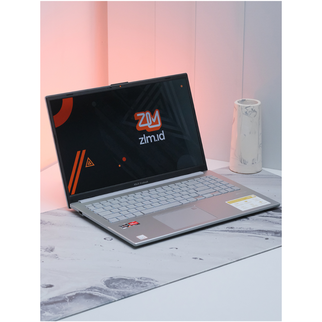 LAPTOP ASUS Vivobook Go 15 E1504FA AMD Ryzen 3 7320U Radeon Graphics 256GB 8GB Second