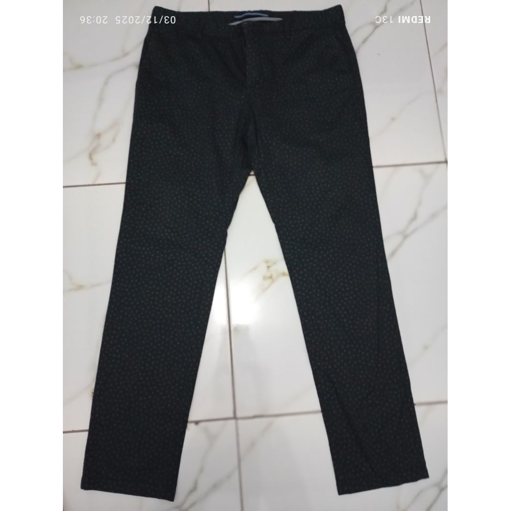 preloved celana panjang chino pria hitam topten