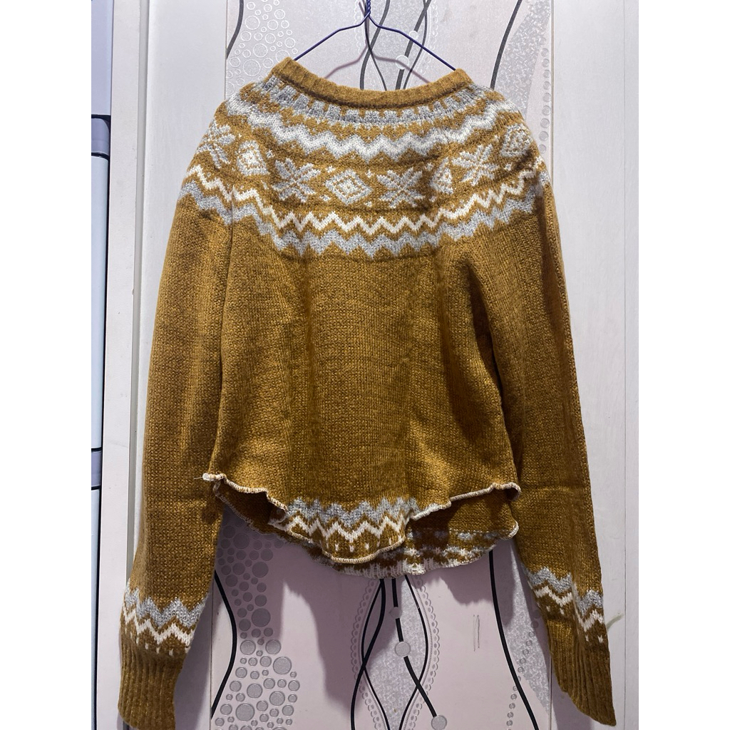 preloved Sweater Rajut Motif Nordic