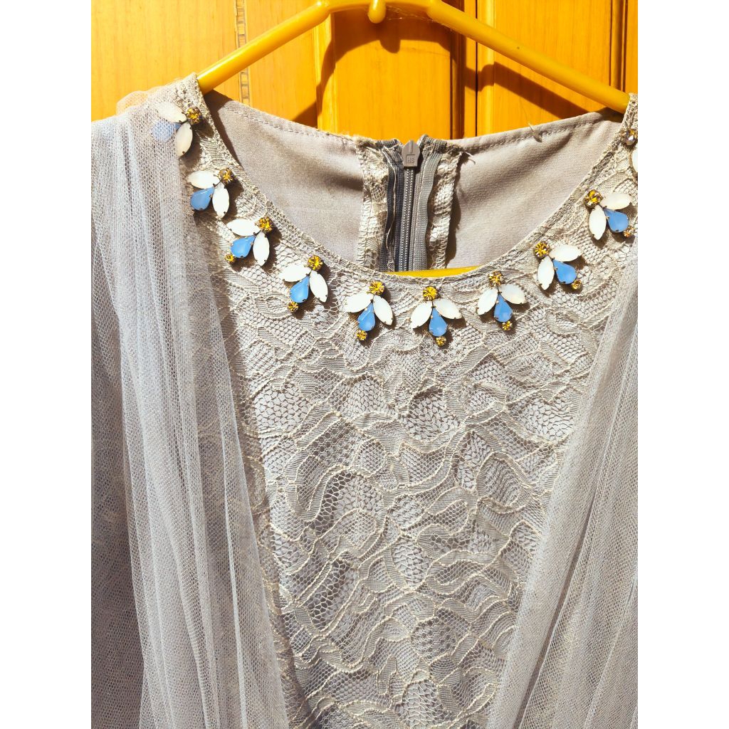 preloved dress brukat untuk lamaran