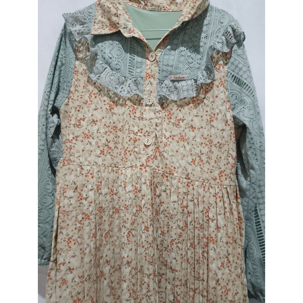 Gamis rempel hijau bunga2 kecil