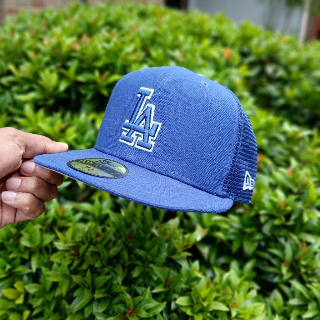 Topi New Era 59Fifty Los Angeles Dodgers Trucker size 7 3/8