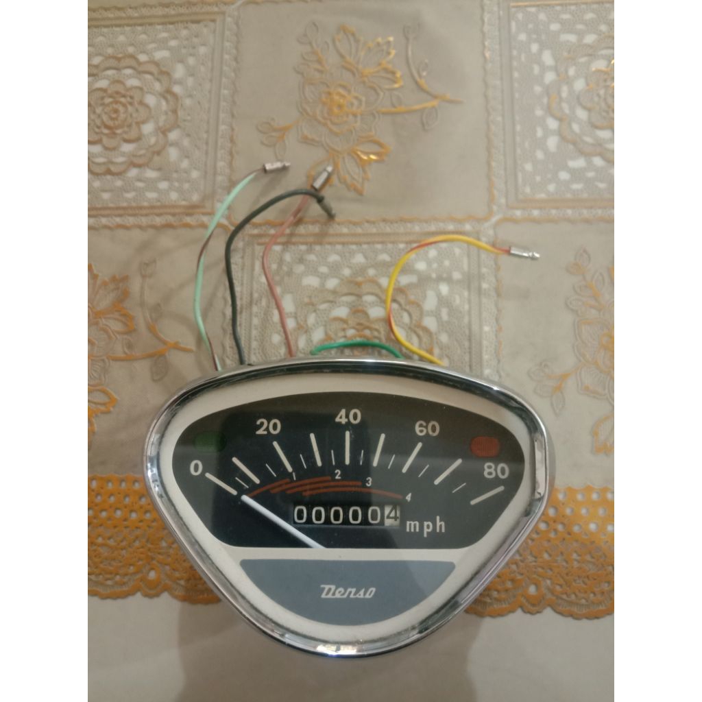 speedometer Honda Castrol cs 90