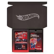 hot wheels transformers rlc optimus prime mattel creations convention