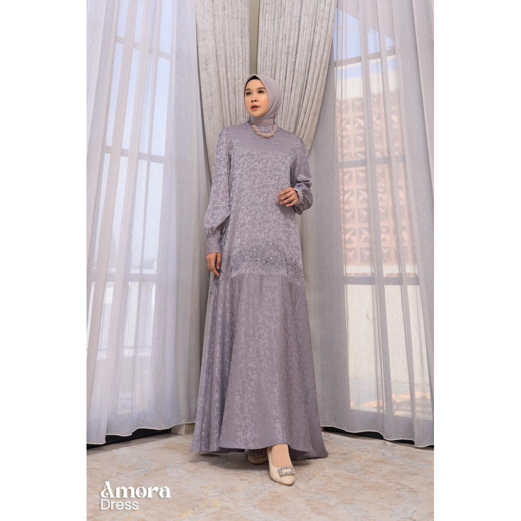 AMORA DRESS BY MAREVI ORI