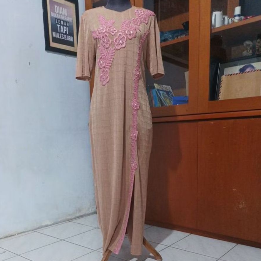 Rok panjang wanita (PL)