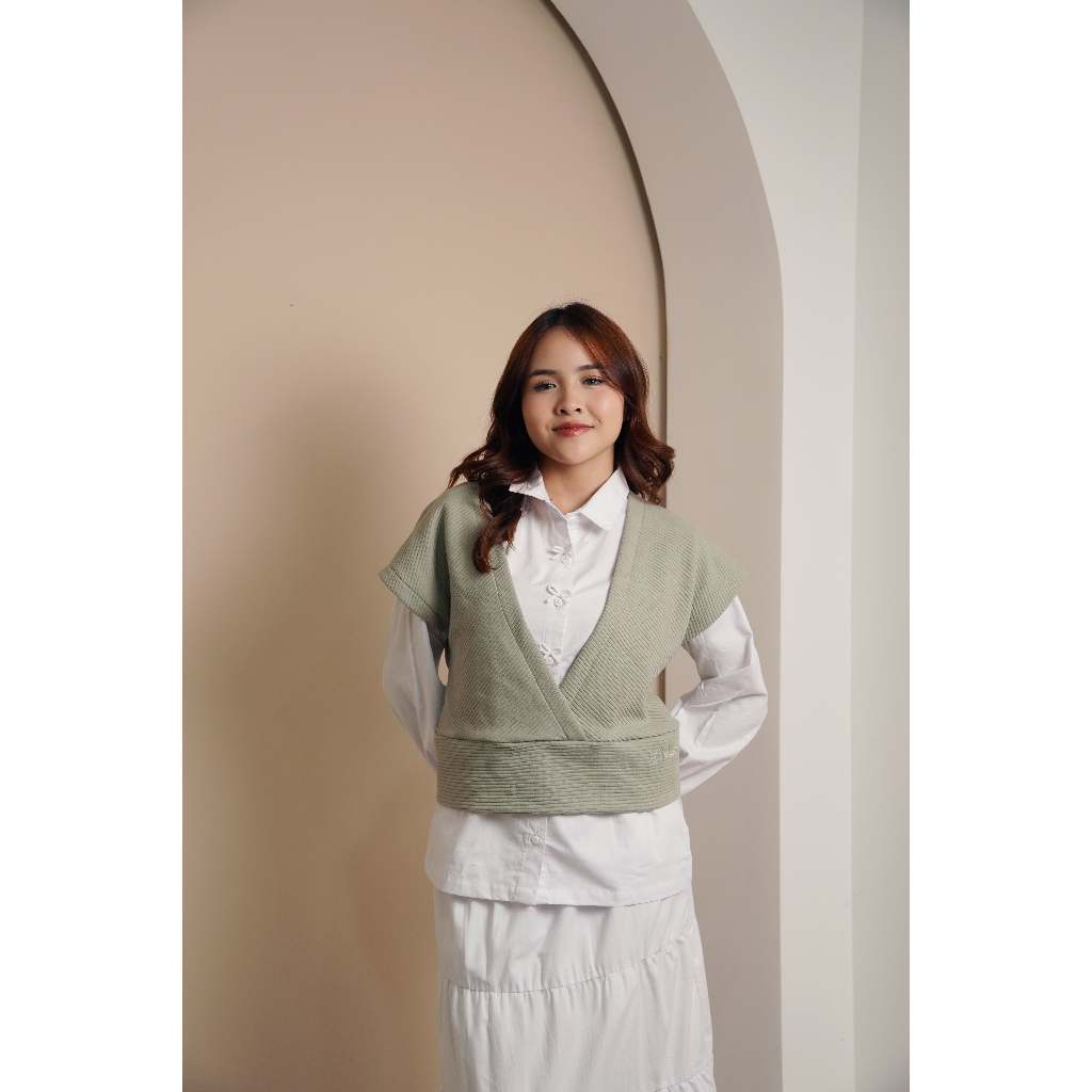 Missty Freeteen Kemeja One Set Warna Putih Lengan Panjang Outer Hijau Muda Model Korea Kekinian (366