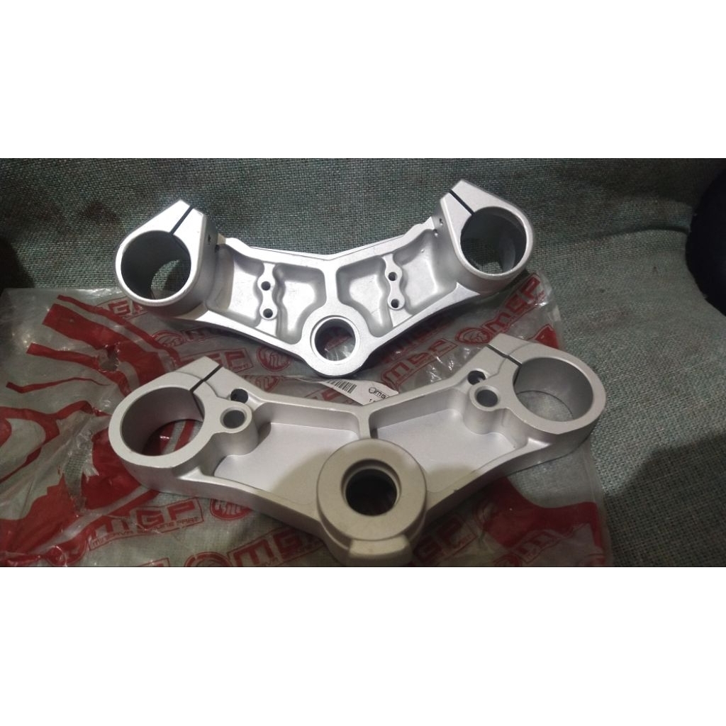 segitiga atas bawah megelli ORI NOS