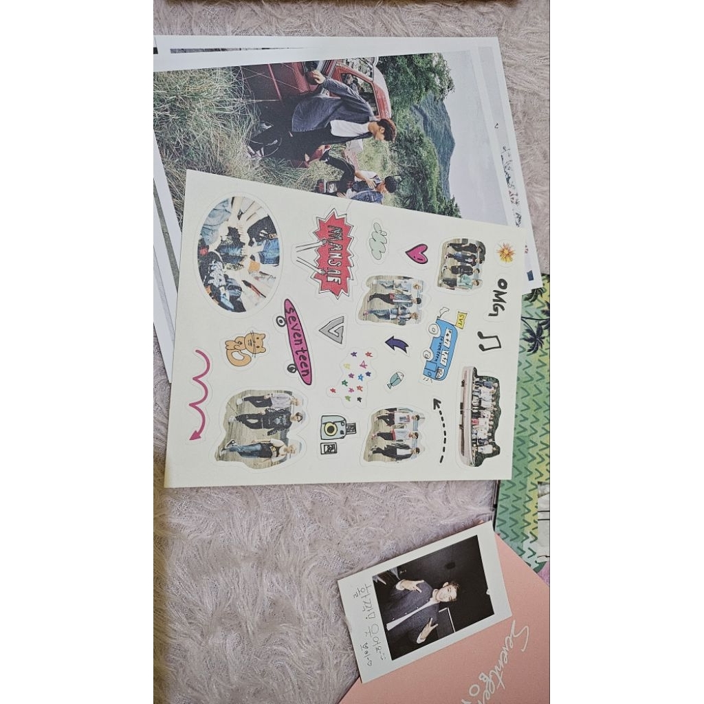 UNSEALED SEVENTEEN “BOYS BE” Mini Album – Lengkap PC Polaroid DK + Poster + Postcard + Stiker