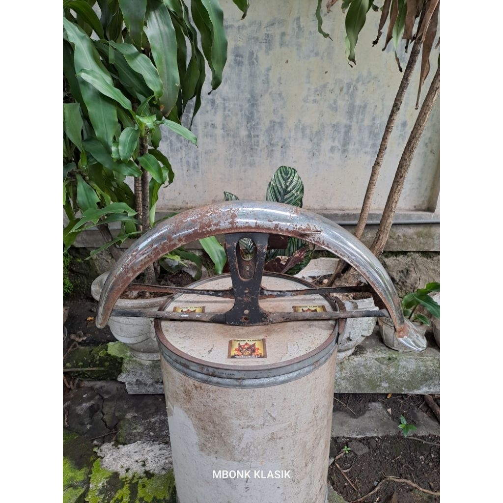 spakbor depan l2g l2s yb100 ORIGINAL spakbor depan yamaha l2g l2 super yb 100 spakbor l2g l2 s yb100