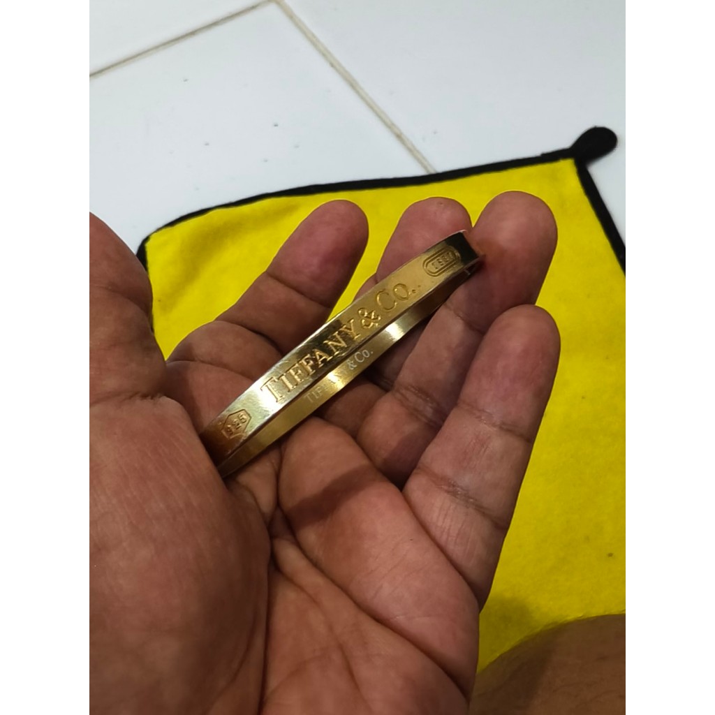 Gelang Tiffany bekas