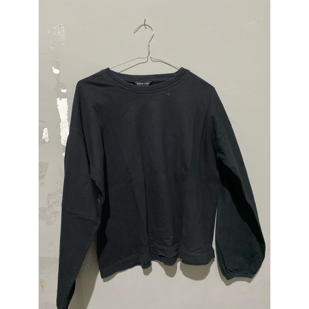 KAOS WANITA HITAM POLOS KEEN.IDD