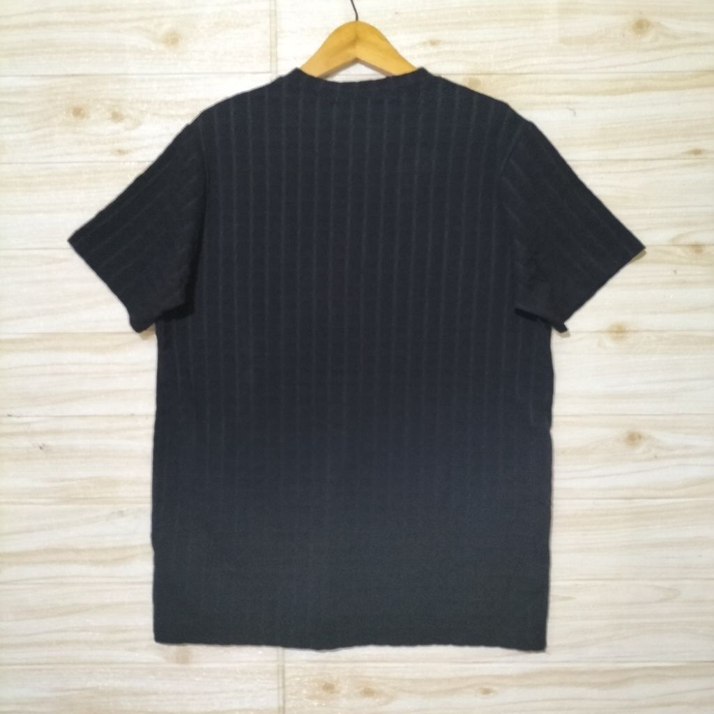 1109. T shirt Kaos BONNIE ALEX Size L P77  LD114