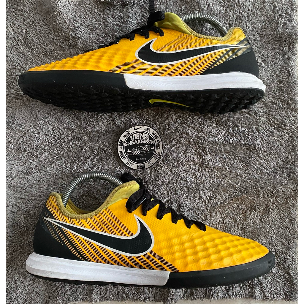 Sepatu Nike MagistaX Finale II Turf