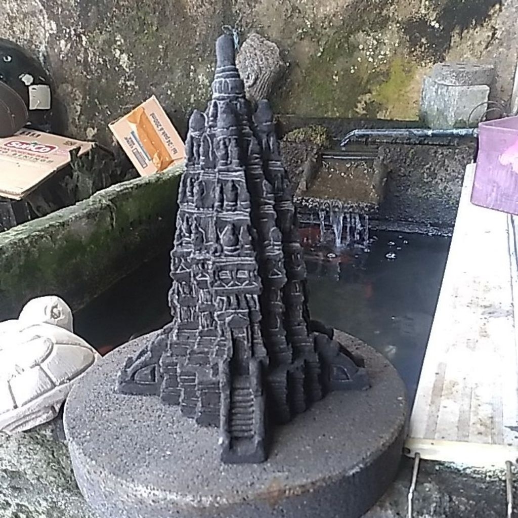 MINIATUR CANDI PRAMBANAN BESAR (19CM UP) BAHAN DASAR BATU ALAM MERAPI