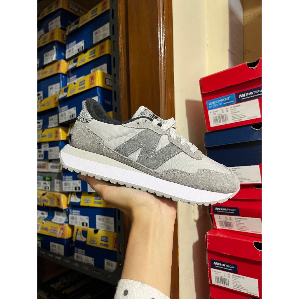 SPECIAL EDITION NEW BALANCE 237 GREY / WOMEN ORIGINAL WS237AGG