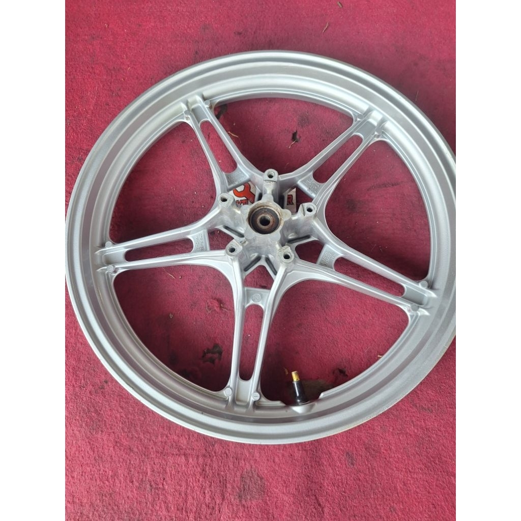 Velg Racing Depan Vixion New NVL 1PA Bekas Original