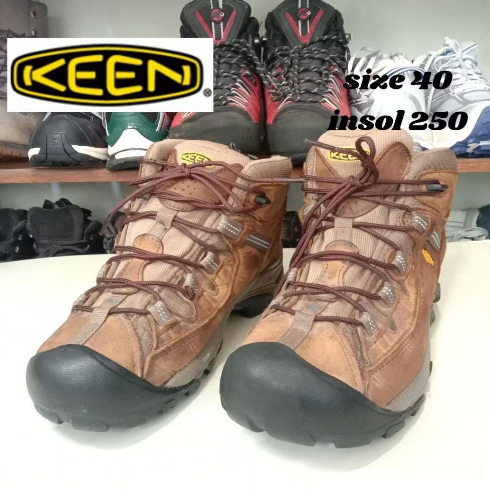 sepatu hiking keen Boot