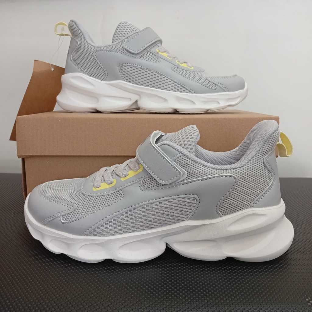 Sepatu anak laki-laki Diadora Nevada JR Boy's Sneakers Shoes - Lt Grey - ORIGINAL