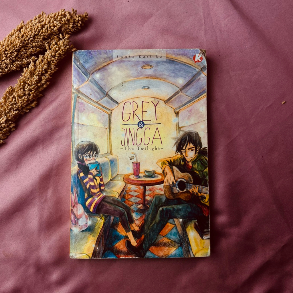 Novel Komik Gray & Jingga The Twilight Sweta Kartika