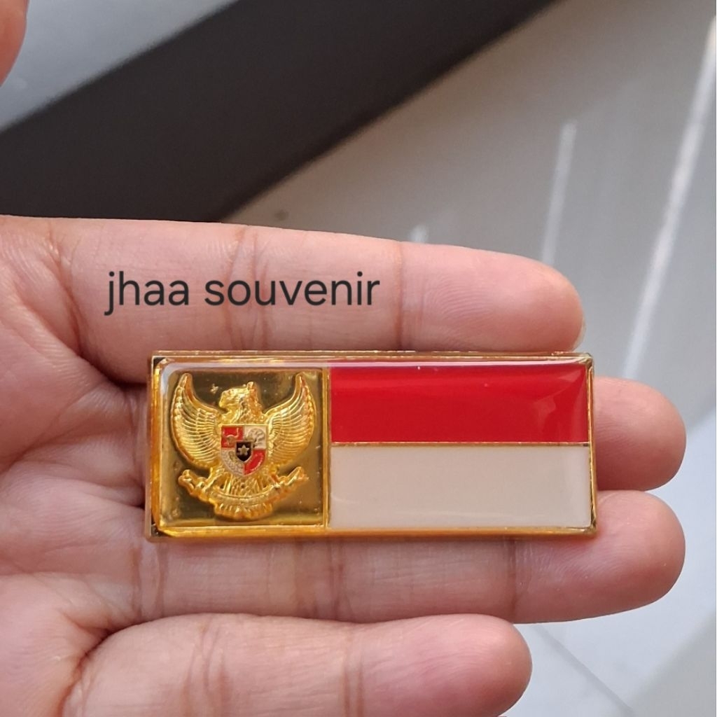 Pin Bendera Merah Putih Garuda