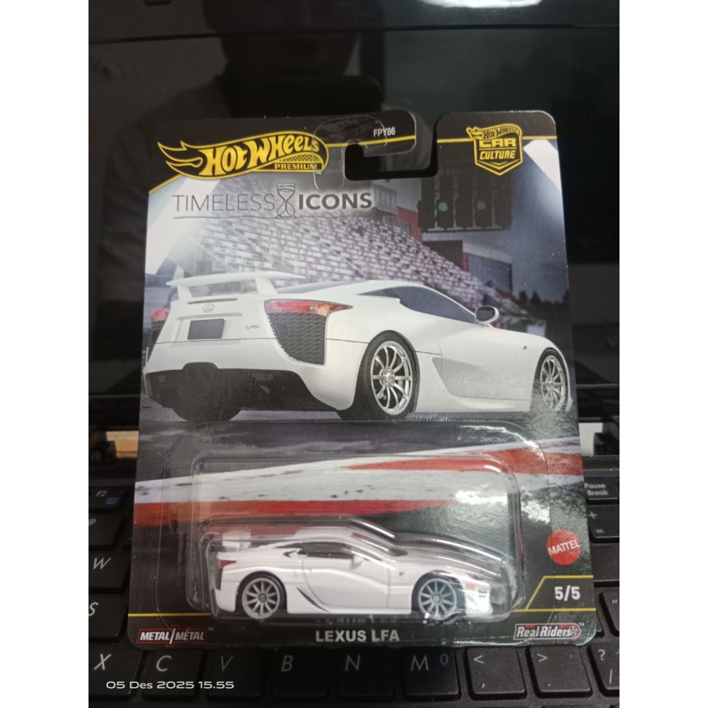 Hot Wheels Premium Circuit Legend Lexus LFA