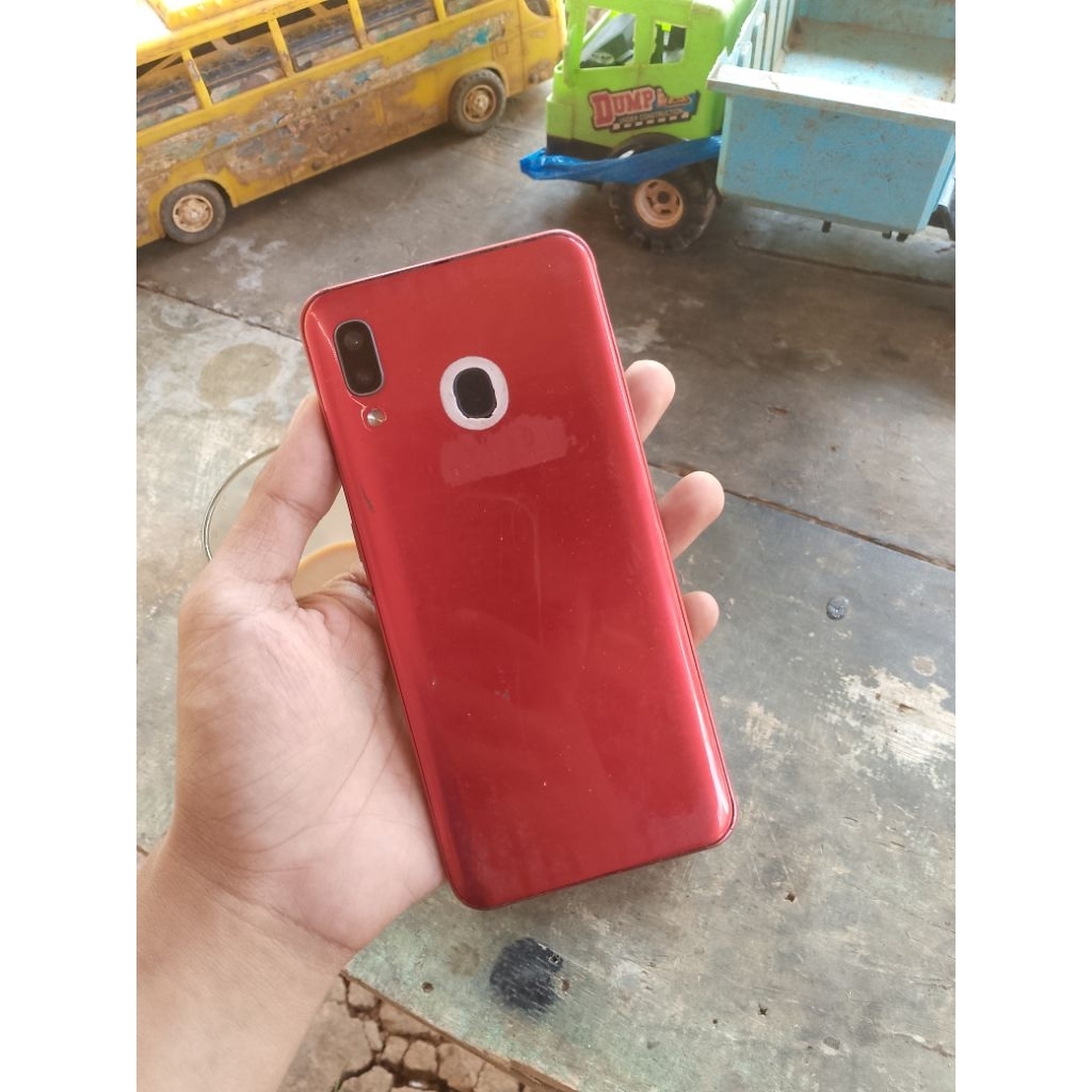 Samsung A30 4/64 second