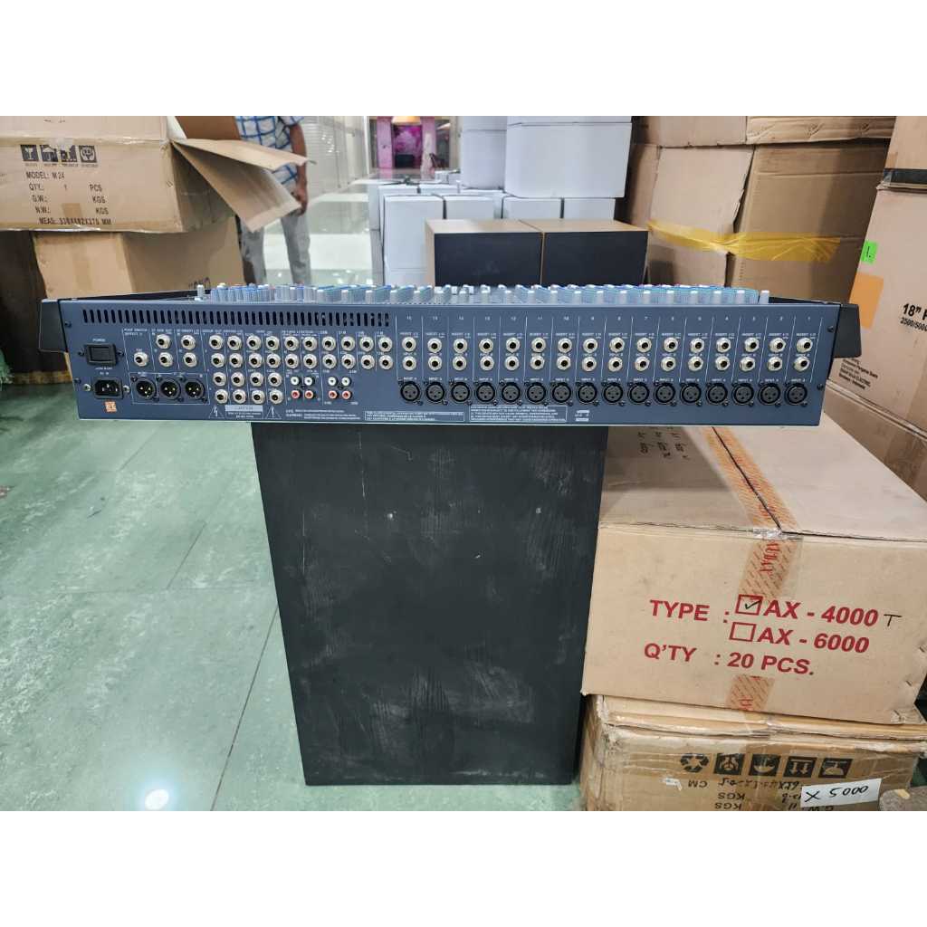 Mixer Audio Yamaha MG24 – 14 FX / MG 24-14FX