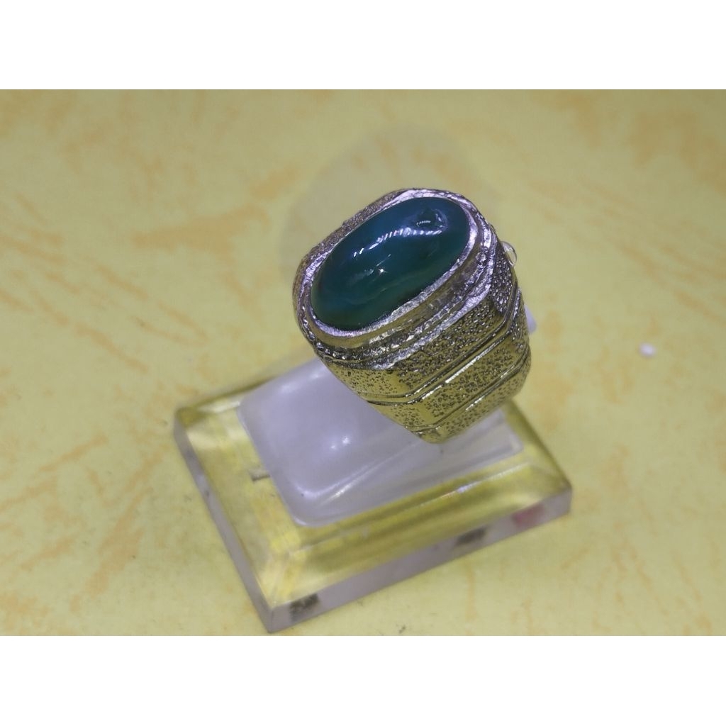 Batu Natural BACAN GULAU Serat Kura