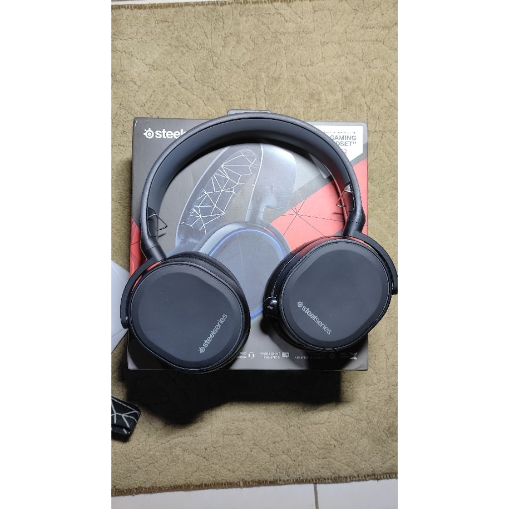Steelseries Arctis 5 second