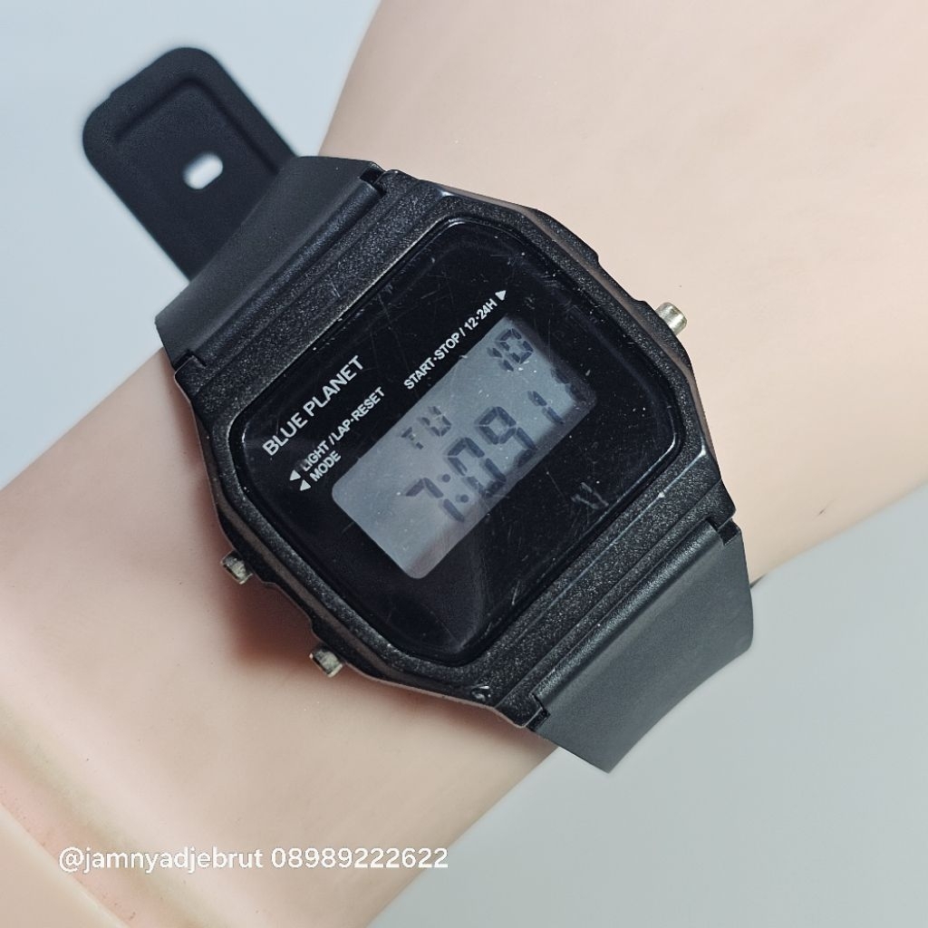 Jam Digital Blue Planet G212 Model F91W Bekas