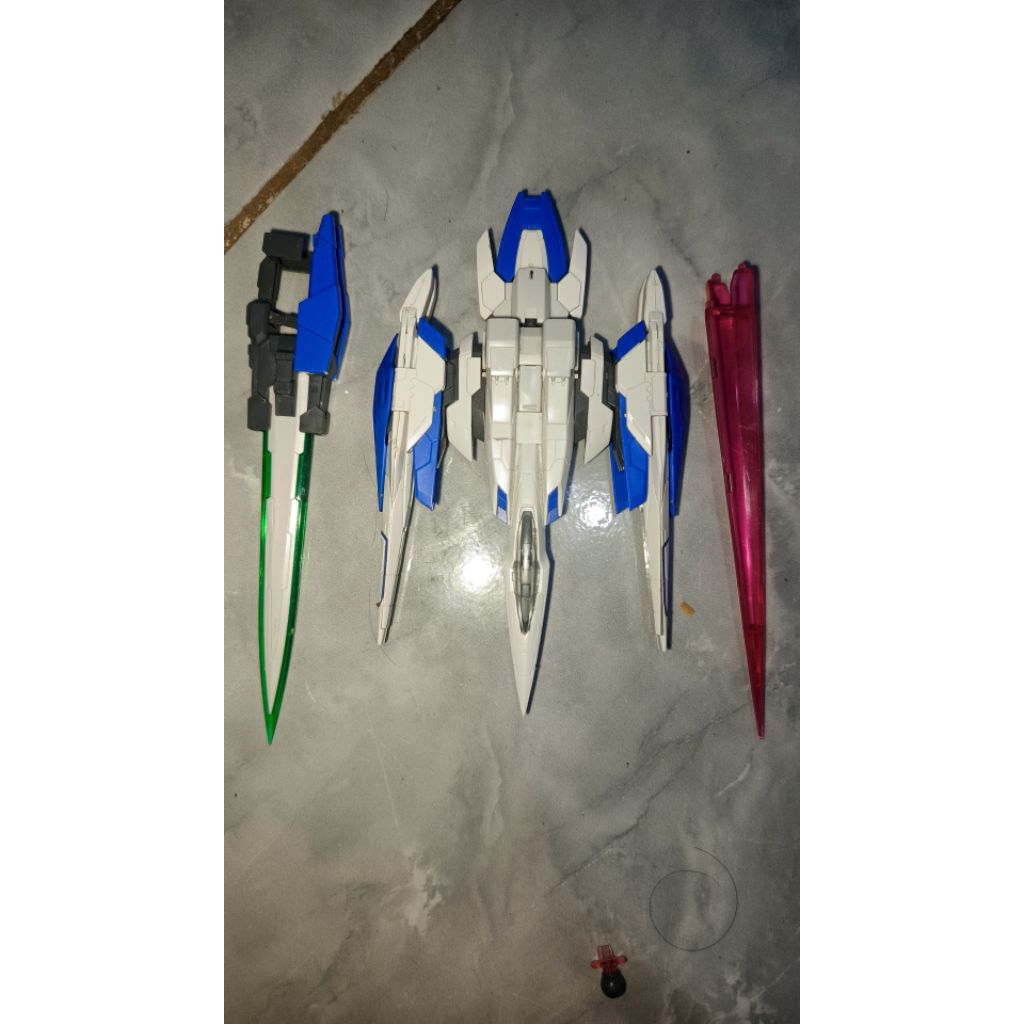 Rg 0 raiser + gn sword III + effek (bandai)