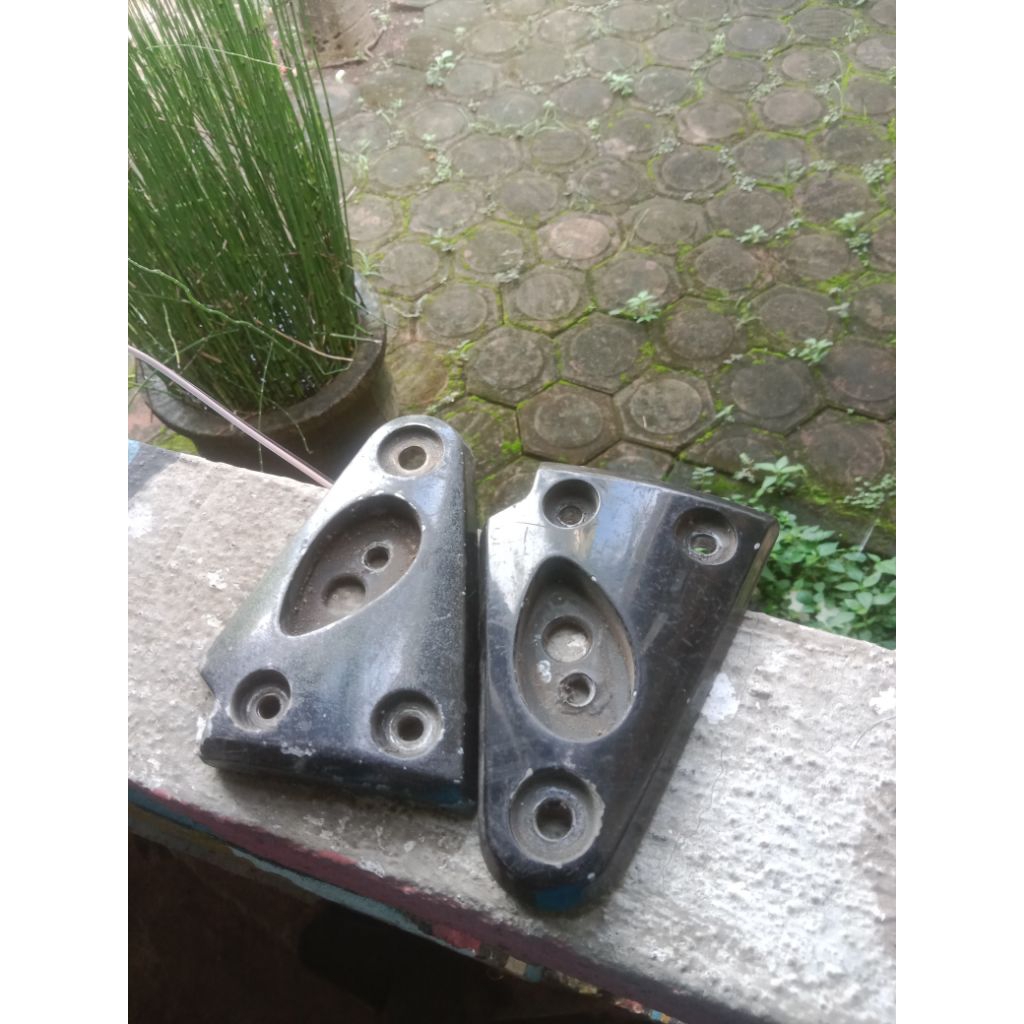 kupingan lampu tiger revo original copotan