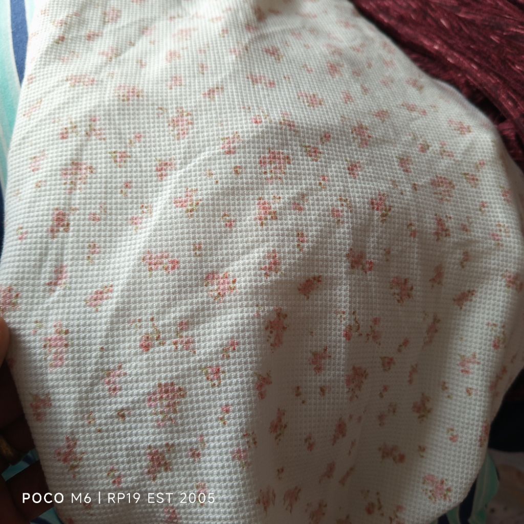 HARGA/0,5 M | BAHAN KAOS WAFFLE MOTIF BUNGA | KAIN WAFFLE PREMIUM | BAHAN MANGO KNIT | KAIN MANGO