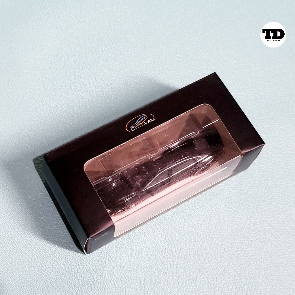 Diecast 1:64 Vav Audi A6L Diecast Black