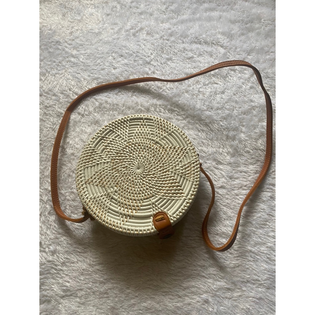 Tas selempang wanita unik lucu