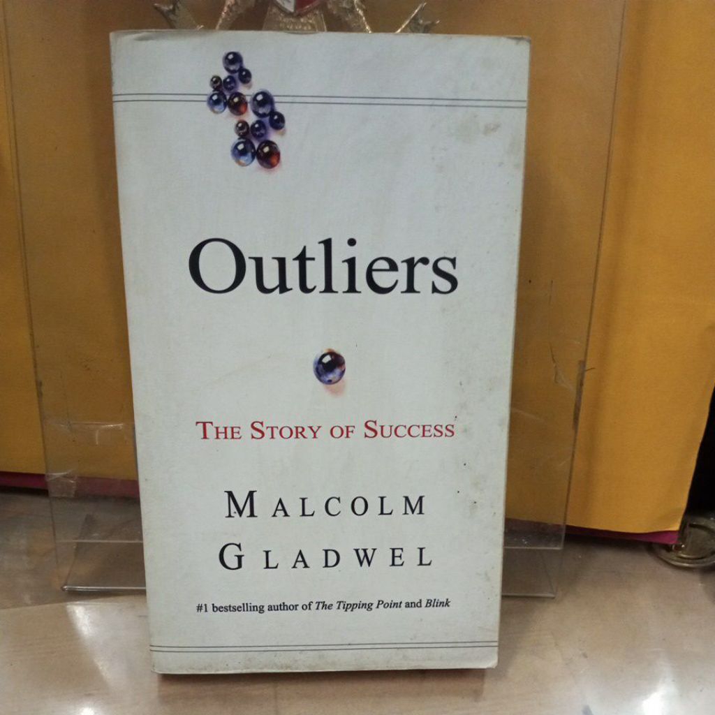 buku import , outliers , the story of success by malcolm gladwel