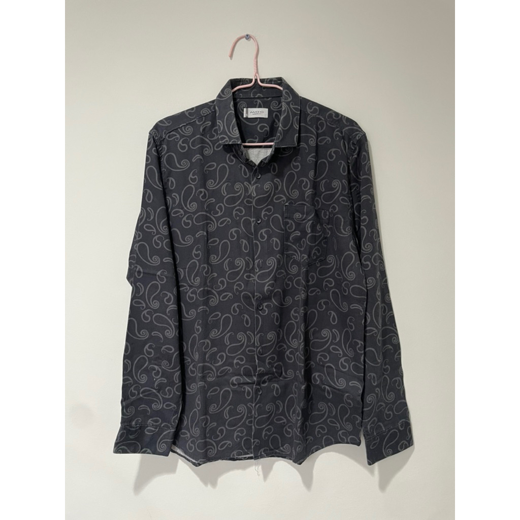 Kemeja MOC Slimfit Formal Casual Kerja Hitam Black Motif Fullprint Top Atasan Lengan Panjang Pria Pr
