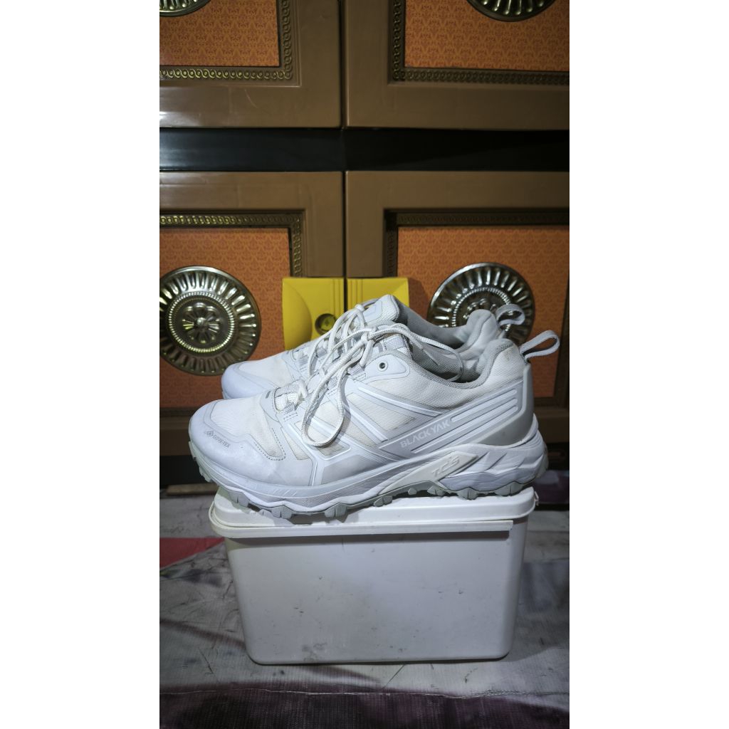 BLACKYAK OUTDOOR GORETEX